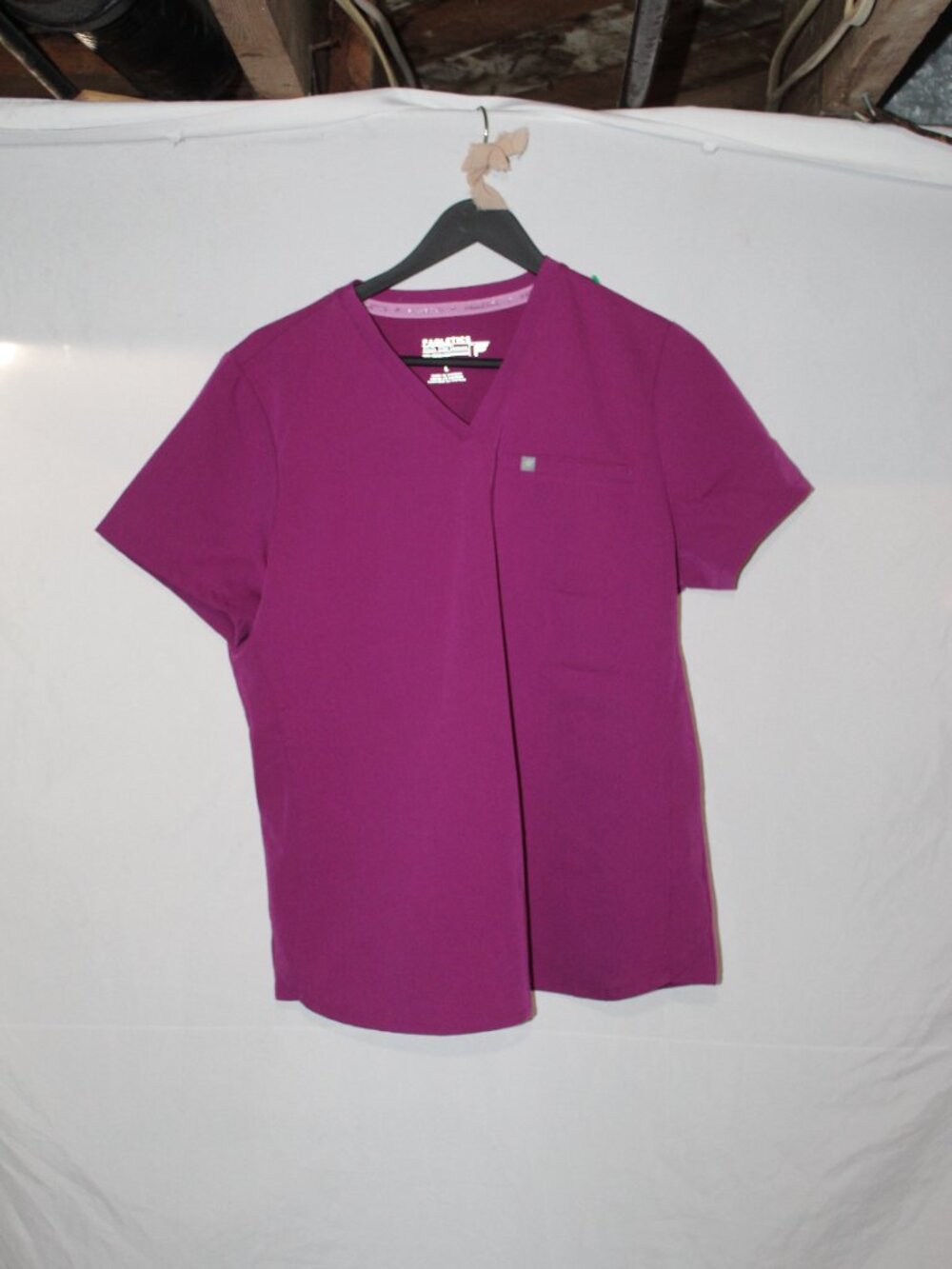 Fabletics Women's Magenta Vital 1-Pocket Scrub Top